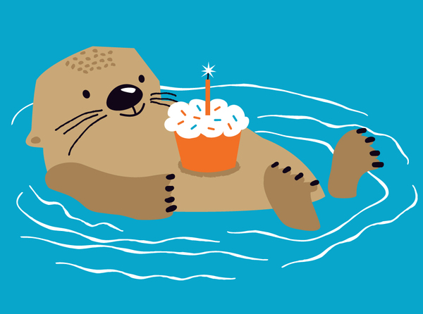 bday-otter w/ cupcake